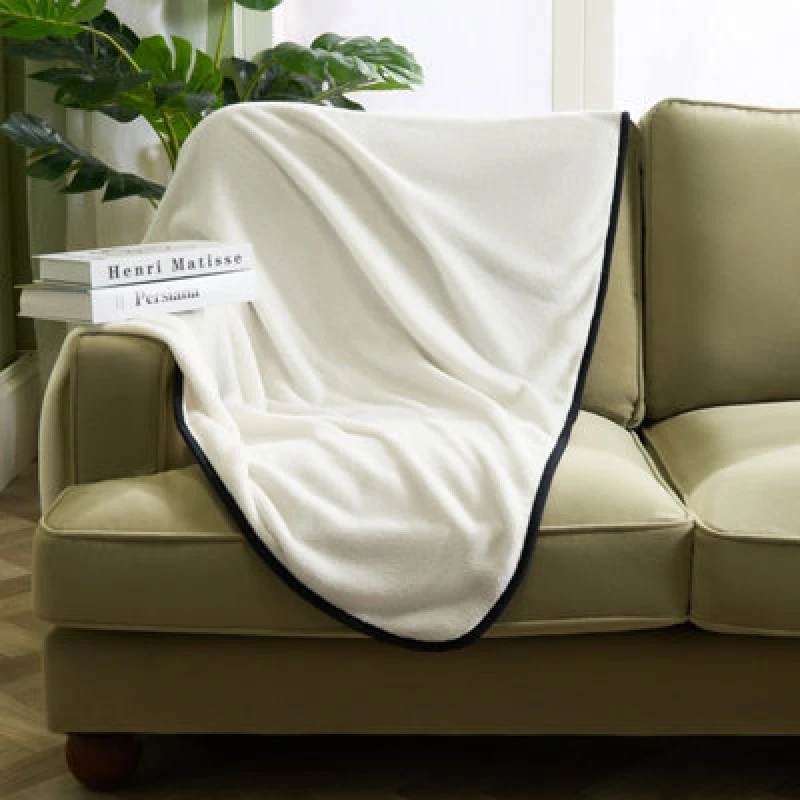 Image of OHS OHS Piped Edge Soft Fleece Throw Lightweight Fluffy Double Bed Blanket in Cream Size: 150cm × 200cm Cream 150cm × 200cm Unisex 5027434227532
