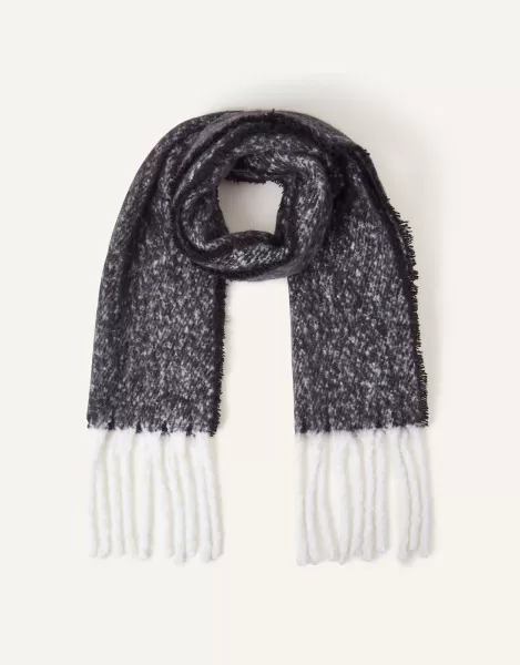 Image of Super Fluffy Scarf