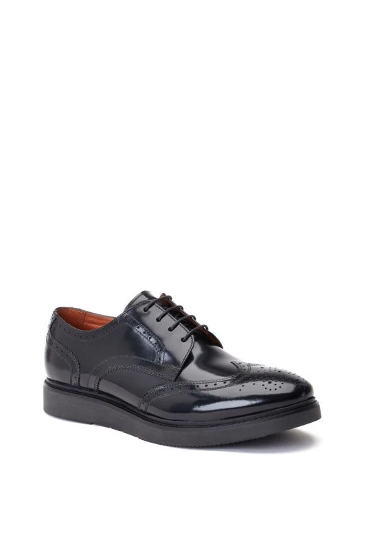 Image of Base London Base London Men Joe Brogue Shoe in Black Size: 10 Black 10 Male 5038538362081