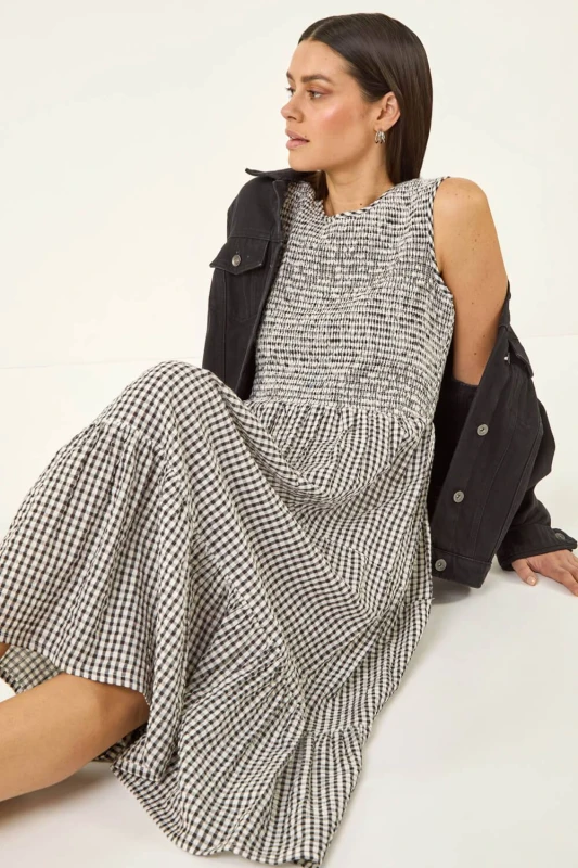 Image of Roman Womens Gingham Shirred Midi Dress in Black Size: 18 Black Female 18