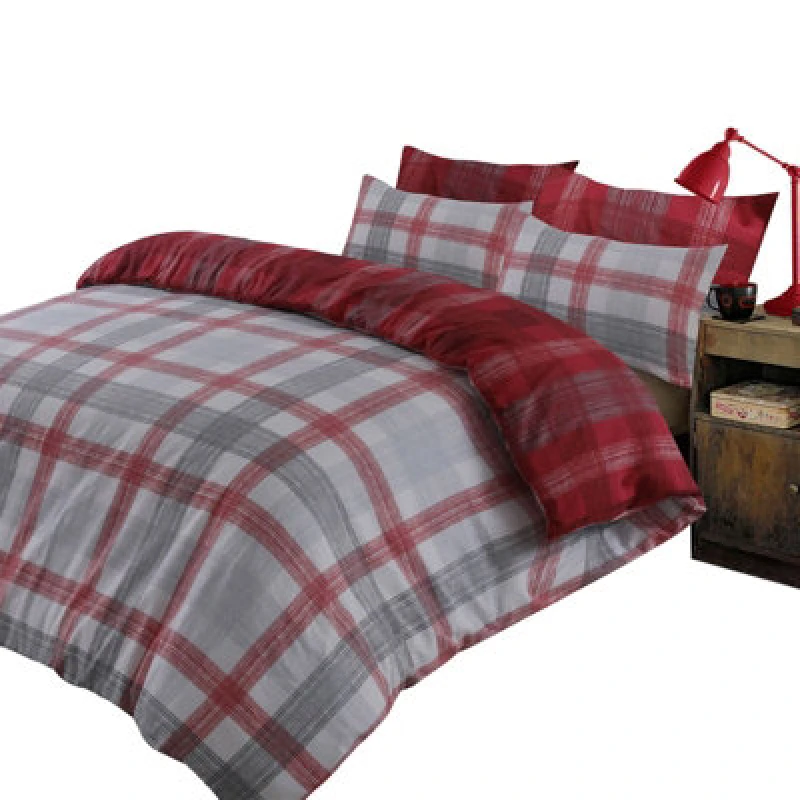 Image of OHS OHS Boston Brushed Cotton Duvet Cover Pillowcase Bedding Set in Red Size: King Red King Unisex 5027434114429