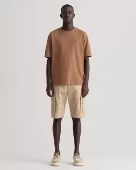 Image of GANT Men Relaxed Fit Twill Cargo Shorts (32) Beige