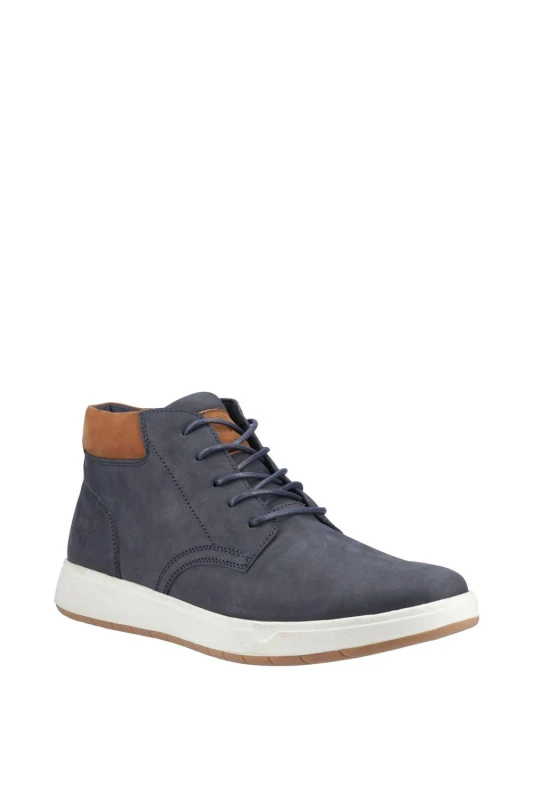 Image of Hush Puppies Mens Bronko Chukka Boot in Navy Size: 8 Navy Male 8