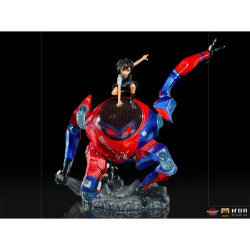 Image of Iron Studios Peni Parker & Spider Drone Deluxe 1:10 BDS ArtScale Statue