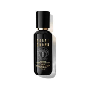 Image of Bobbi Brown Intensive Serum Foundation SPF 40/30 - Warm Ivory