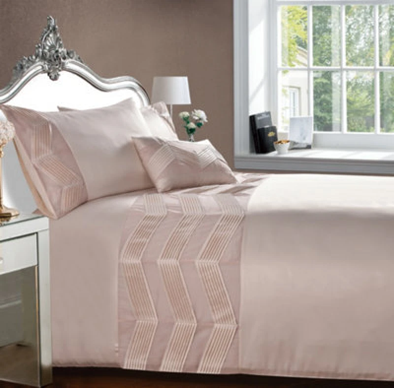 Image of Rapport Home Valencia Duvet Set With Pillowcase Single Size (Blush)