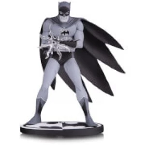 Image of DC Collectibles Batman Black & White Statue Batman by Jiro Kuwata 16 cm