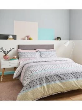 Image of Catherine Lansfield Catherine Lansfield Ditsy Heart Duvet Set - Db