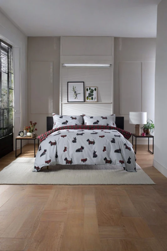 Image of The Lyndon Company The Lyndon Company Hattie 100% Cotton Duvet Cover Set - Dog Print Bedding in Grey Size: Double Grey Double Unisex 5054990140128