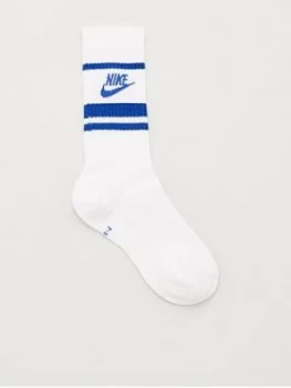 Image of Nike Sportswear Essential Socks