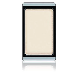 Image of EYESHADOW MATT #554-matt natural vainilla