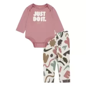 Image of Nike PriPlay Leg Set Bb41 - Beige