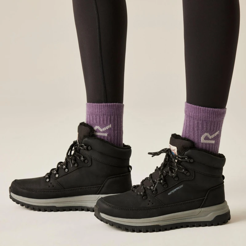 Image of Regatta Womens 'Sherbourne' Fur Lined Boots in Jet Black Size: 3 Jet Black Female 3