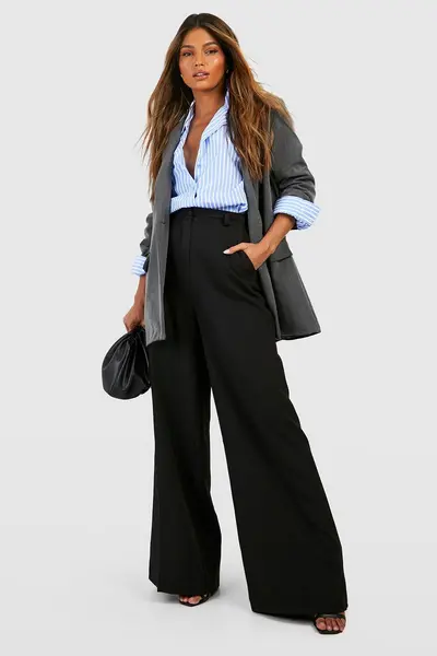 Image of boohoo Pintuck Straight Leg Tailored Trousers Black