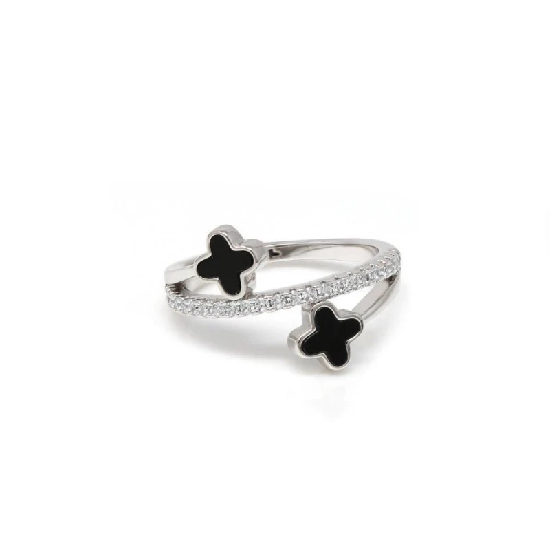 Image of Say It With Clover Ring - Stainless Steel (Silver & Black) - Small in Silver Silver Unisex S
