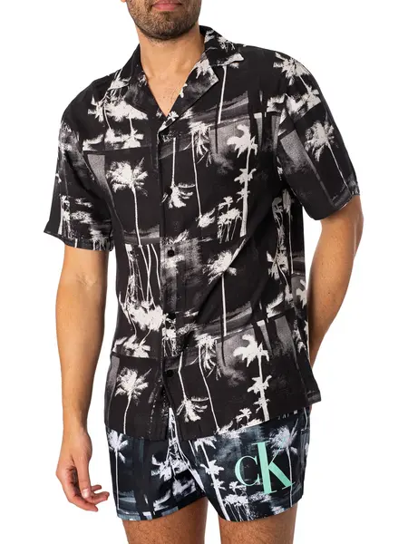 Image of Calvin Klein Resort Print Short Sleeved Shirt Palm Black M