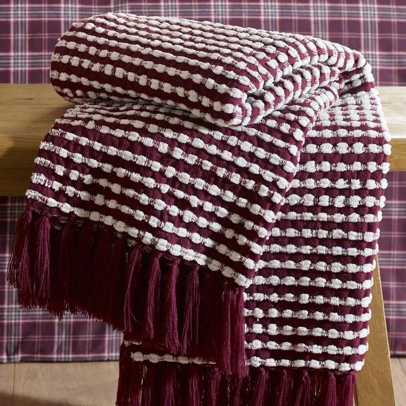Image of Catherine Lansfield Catherine Lansfield 'Stab Stitch' Blanket Throw in Plum Size: 125cm x 150cm Plum 125cm x 150cm Unisex 5057681185057