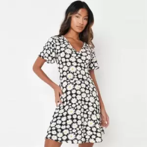 Image of Missguided Daisy Print Mini Dress - Black