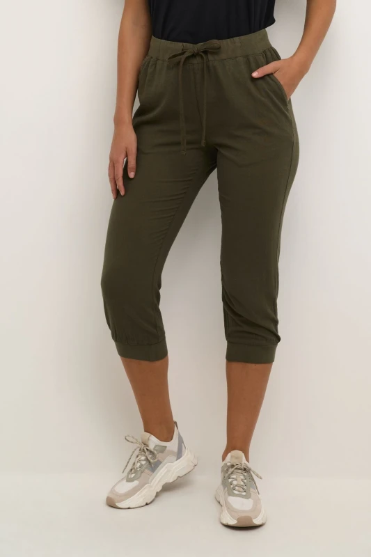 Image of Kaffe Womens Naya Capri Cropped Trousers in Dark Olive Size: 10 Dark Olive Female 10