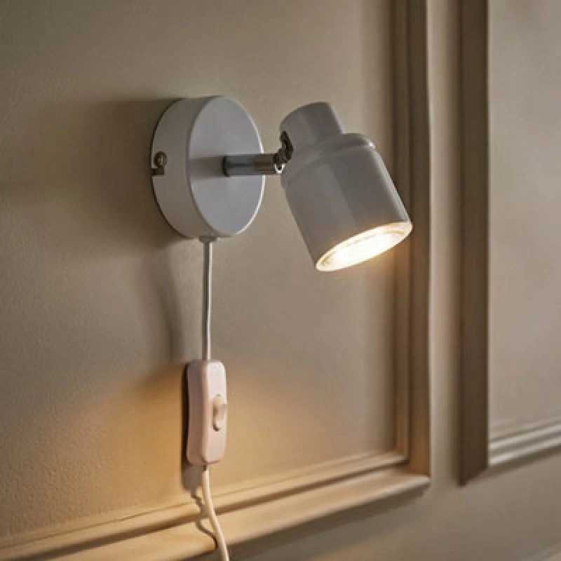 Image of ValueLights Benton White IP44 Wall Light With Cable Plug White