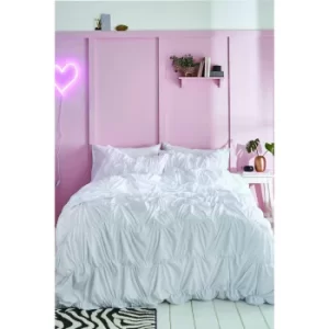 Image of Sassy B Wavy Babe Reversible Duvet Set