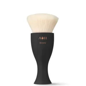 Image of Amanda Harrington The Big Body Brush