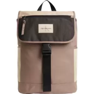 Image of Calvin Klein Jeans Sport Essentials Flap BP43 Cb - Beige