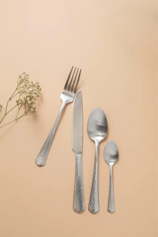 Image of Mikasa Broadway Stainless Steel Silver Gift Boxed 16 Piece Cutlery Set Silver