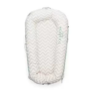 Image of DockATot Deluxe + Pod for 0-8 Months - Silver Lining