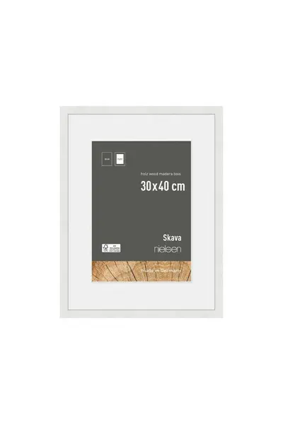 Image of Nielsen Skava 30 x 40cm Wooden Picture Frame With A4 Mount & Glass Front White