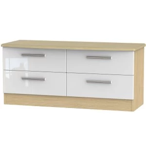 Image of Robert Dyas Kirkhill Ready Assembled 4-Drawer Midi Chest of Drawers Pine
