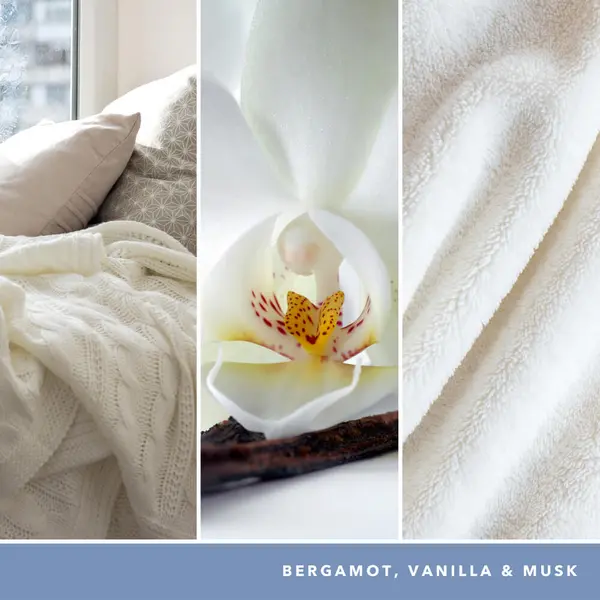 Image of Yankee Candle Soft Blanket Scented Candle 368g