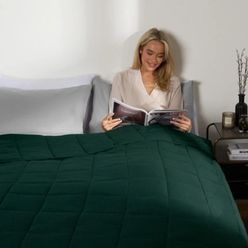 Image of OHS OHS Sensory Sleep Therapy Weighted Blanket in Dark Green Size: 125cm x 180cm Dark Green 125cm x 180cm Unisex 5027434192670
