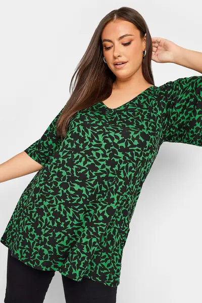 Image of Yours V-Neck T-Shirt Green