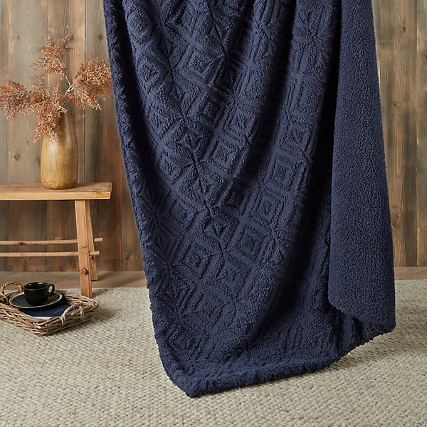 Image of Fusion Romo Fleece Throw 130cm x 180cm Navy (Blue)