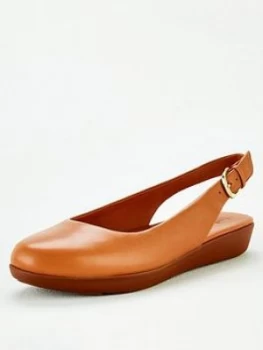 Image of FitFlop Sarita Slingback Leather Ballerina - Brown, Hazelnut, Size 7, Women