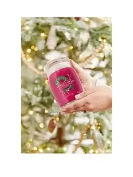 Image of Yankee Candle Sparkling Winterberry Scented Candle 623g