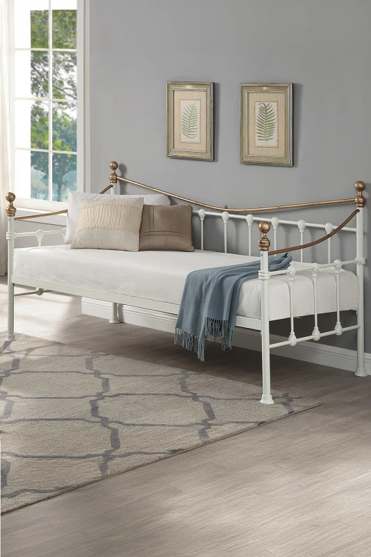 Image of Slumberworx Newnham Classic Victorian Style Living Room Bedroom White Metal Day Bed Frame, White 5055744841810