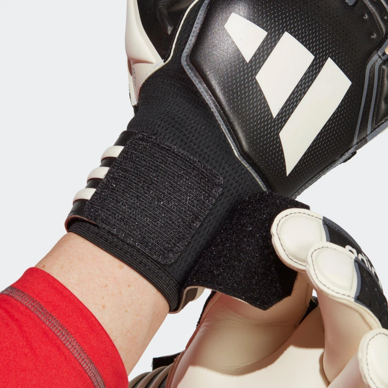 Image of adidas Tiro League Goalkeeper Gloves Black / White / unisex 10.5 (45.3