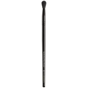 Image of Illamasqua Eyeshadow Blending Brush