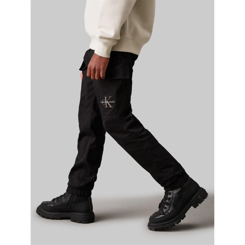 Image of Calvin Klein Jeans Cargo trousers Juniors - Black One Size