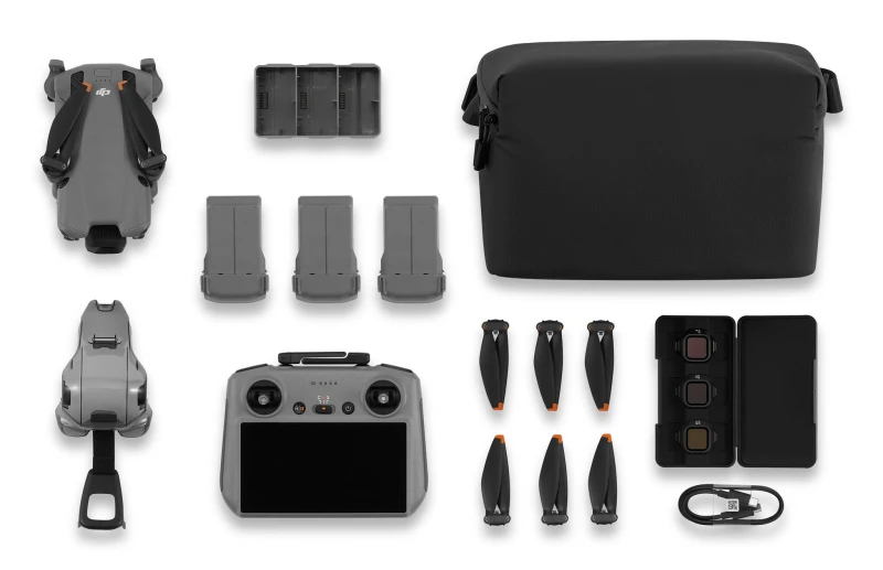 Image of DJI DJI MINI 5 PRO FLY MORE COMBO ( RC 2) 4 rotors Quadcopter 50 MP 3840 x 2160 pixels 2788 mAh Black, Grey CP.MA.00000894.01