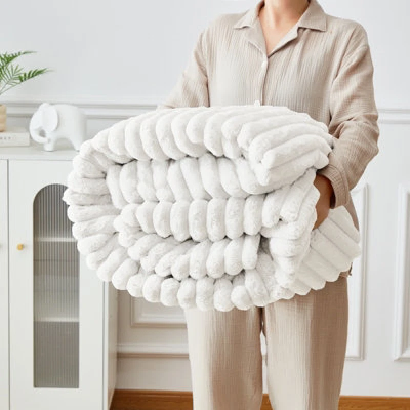 Image of Ezysleep Ezysleep Super Soft Luxury Faux Fur Stripe Throw in Cream Size: Extra Large Cream Extra Large Unisex 0721545366917