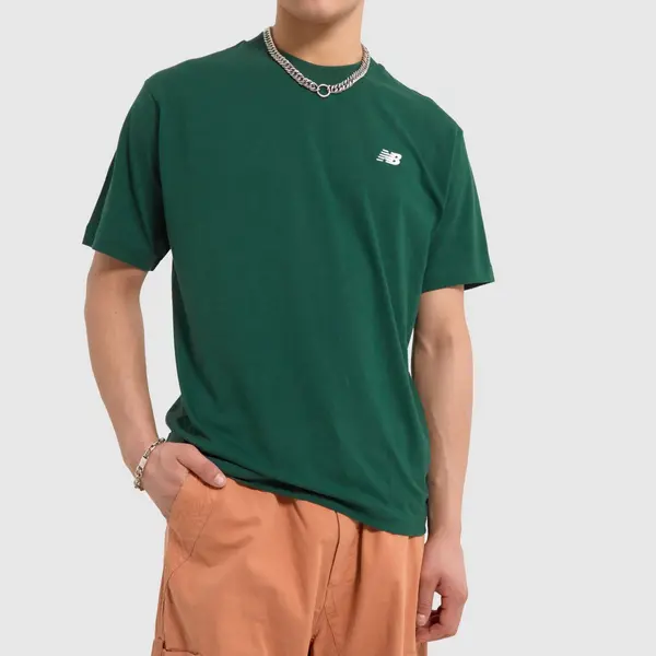 Image of New Balance small logo t-shirt in dark green Dark Green Sml