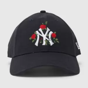 Image of New Era Navy Flower 9forty Cap