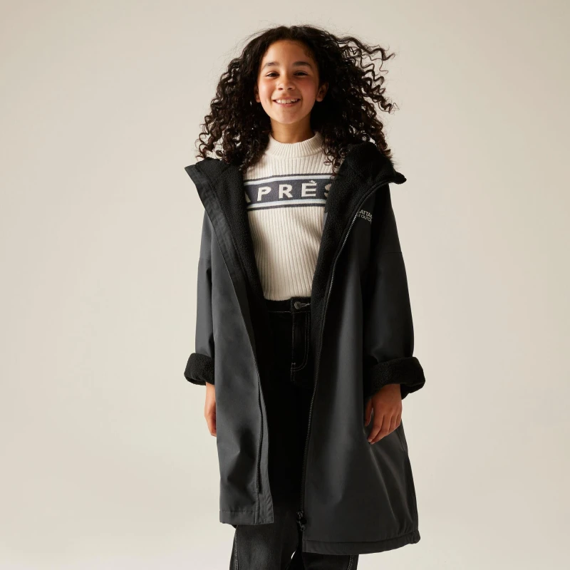 Image of Regatta Unisex Kids Pro Waterproof Breathable Borg Fleece Lined Changing Robe Ash unisex 3-5yrs