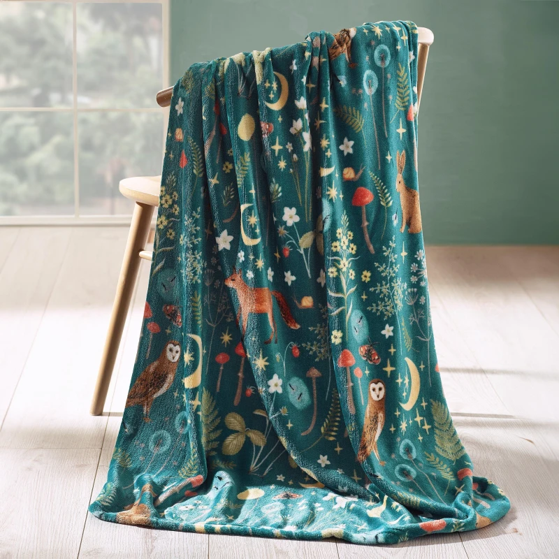 Image of Catherine Lansfield Catherine Lansfield 'Enchanted Twilight Animals' Cosy Fleece Blanket Throw in Green Size: 130cm x 170cm Green 130cm x 170cm Unis