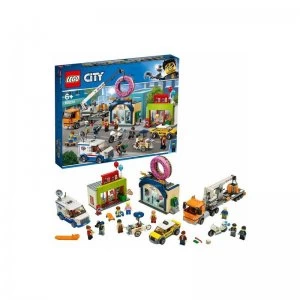 Image of LEGO City Donut shop opening