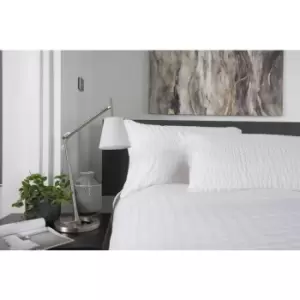 Image of Deyongs Modern The Lyndon Company Stamford Seersucker Duvet Set Super King Size