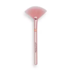 Image of Makeup Revolution Create Detailed Fan Highlighting Brush R24
